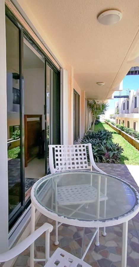 Villa Aurora Beautiful Beachfront Apartment แคนคูน ภายนอก รูปภาพ