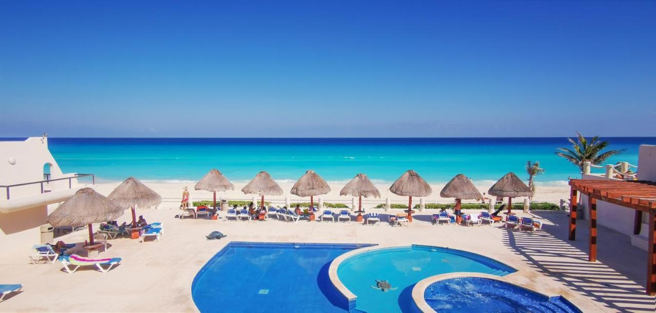 Villa Aurora Beautiful Beachfront Apartment แคนคูน ภายนอก รูปภาพ