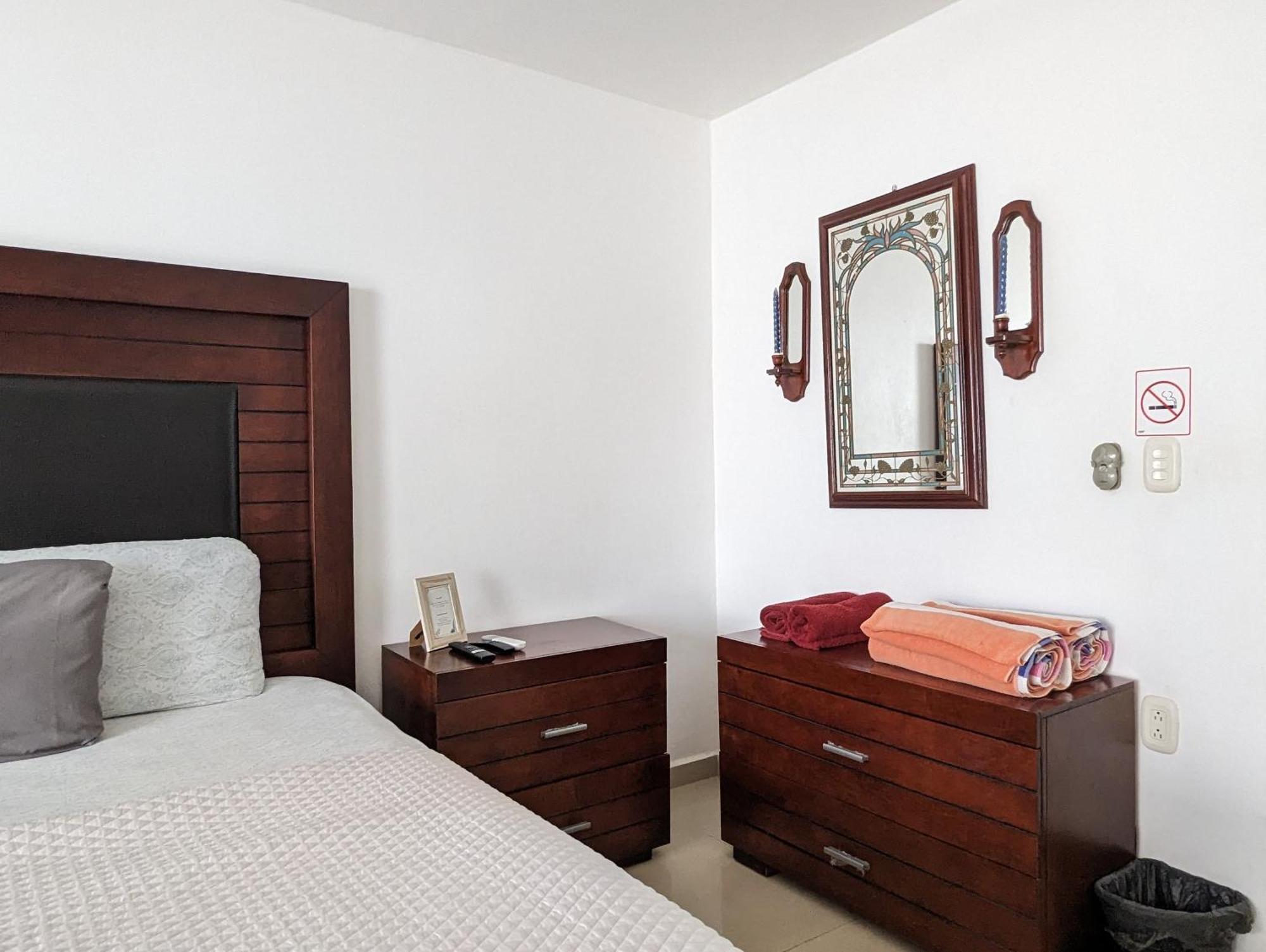 Villa Aurora Beautiful Beachfront Apartment แคนคูน ภายนอก รูปภาพ