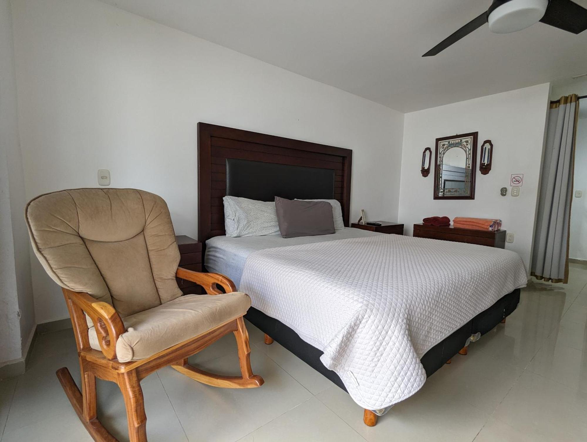 Villa Aurora Beautiful Beachfront Apartment แคนคูน ภายนอก รูปภาพ